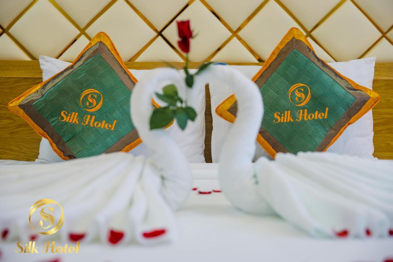Silk Hotel Хошимин Екстериор снимка