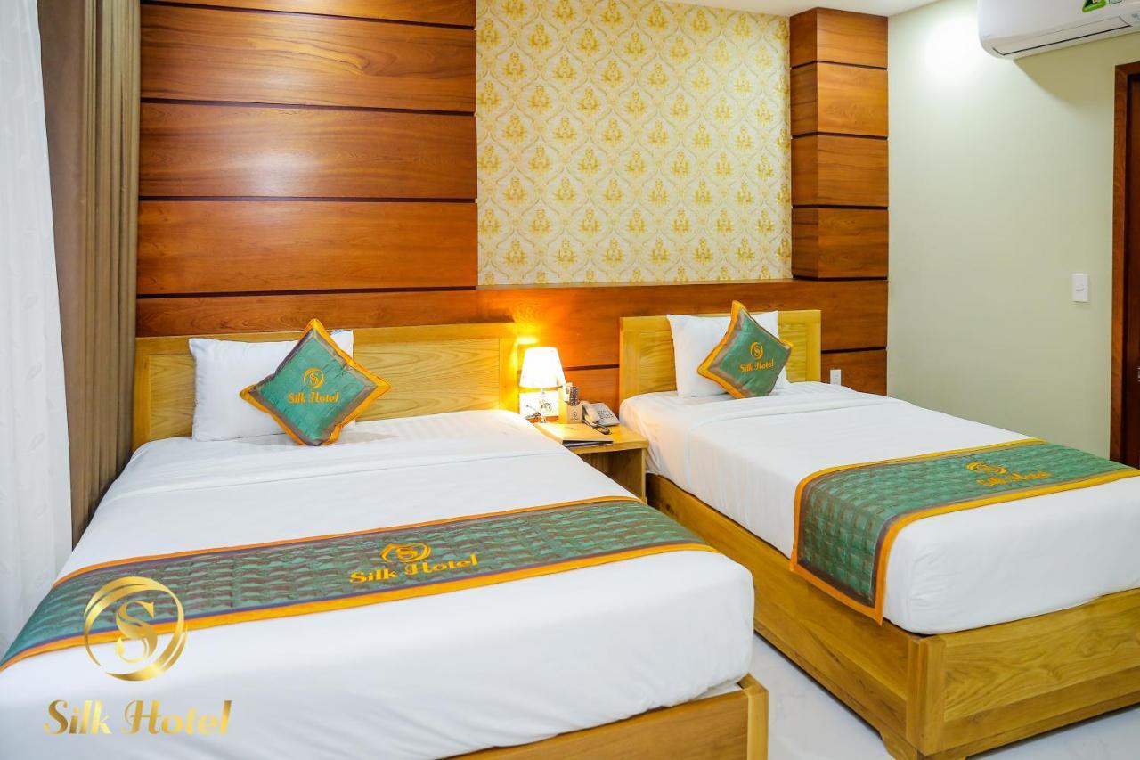 Silk Hotel Хошимин Екстериор снимка
