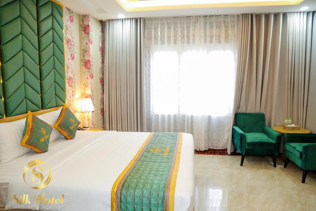 Silk Hotel Хошимин Екстериор снимка
